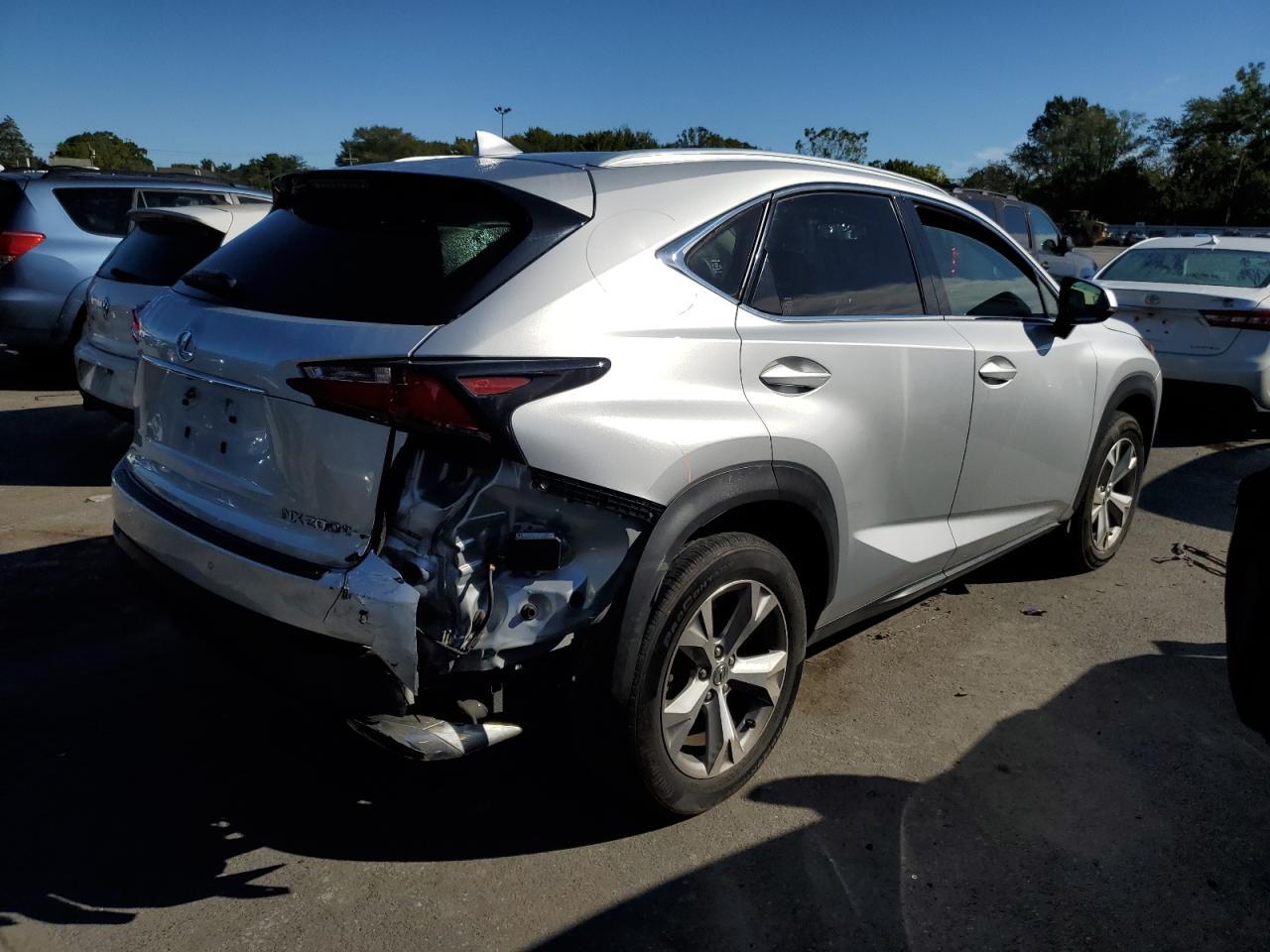 2017 Lexus Nx 200T Base - Фото 3