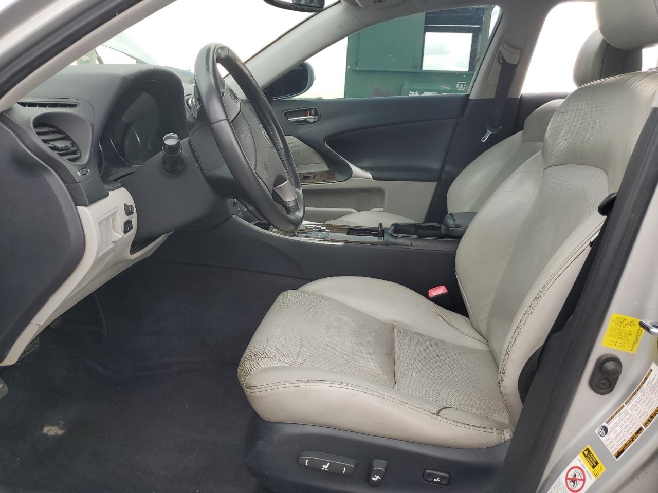 2011 Lexus Is 250 - Image 7