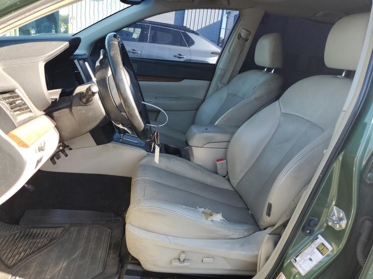 2013 Subaru Outback 3.6R Limited - Image 7