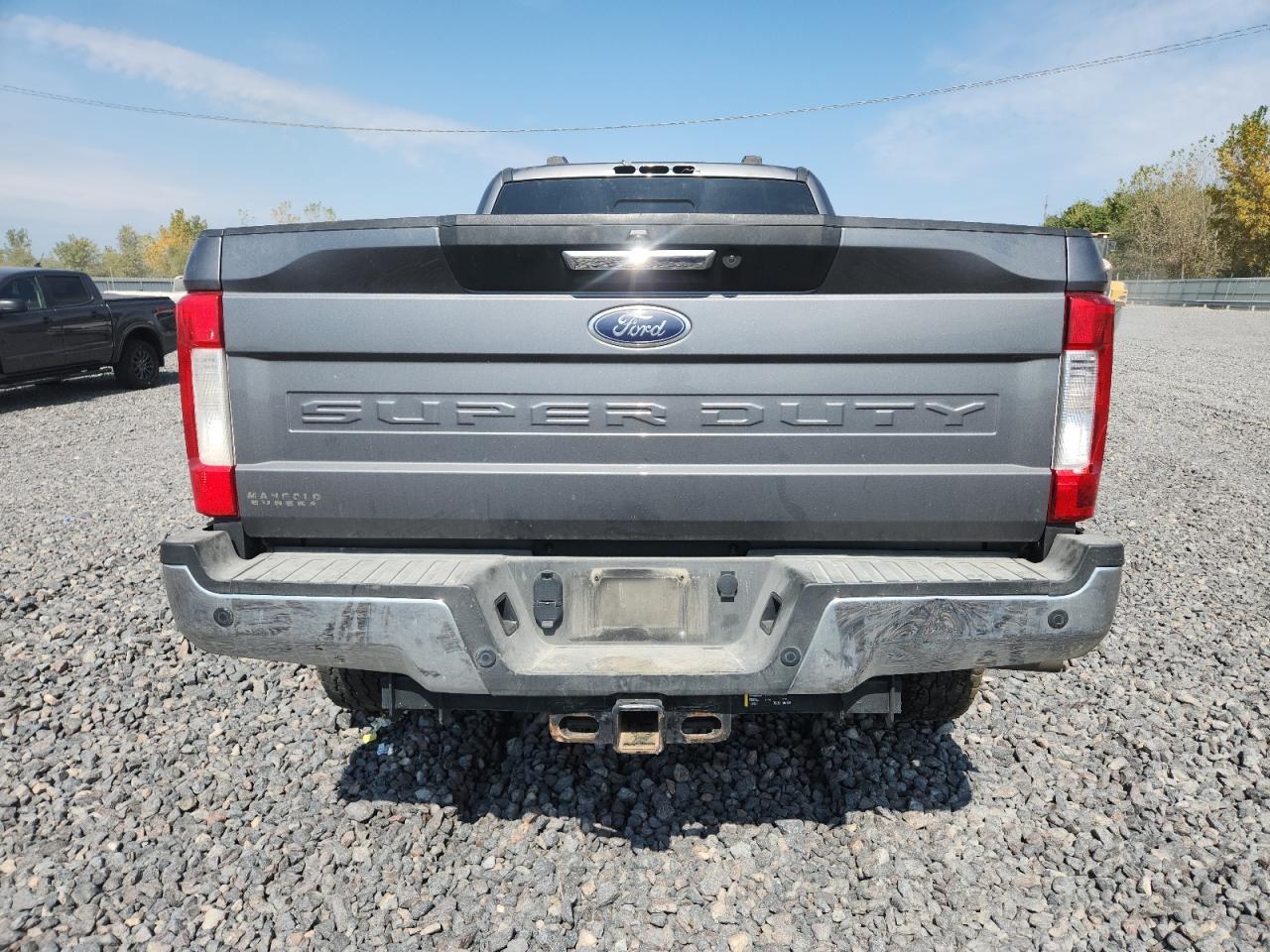 2021 Ford F250 Super Duty - Фото 6