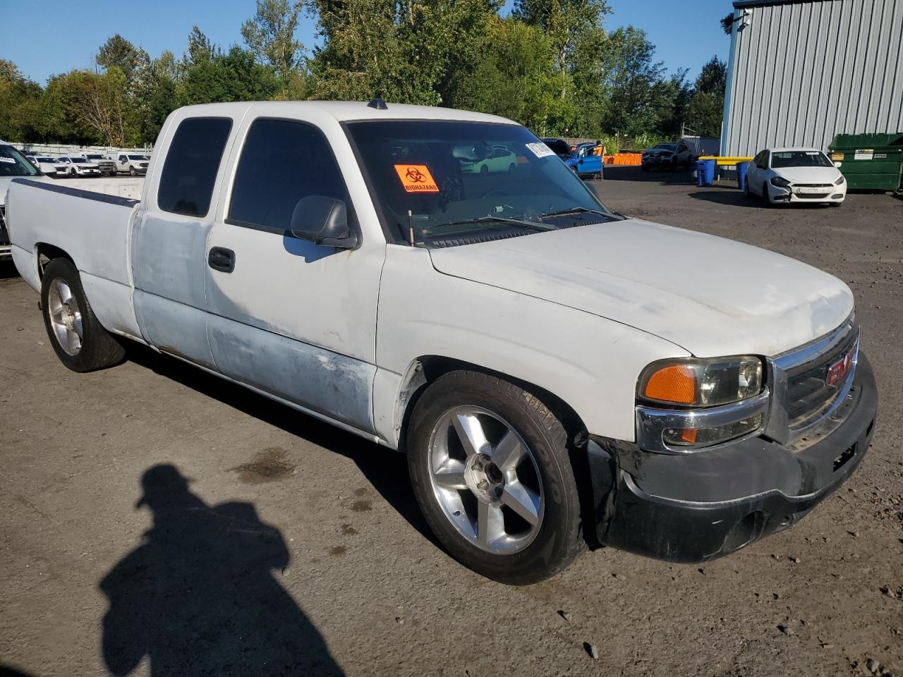 2005 GMC New Sierra C1500 - Фото 4
