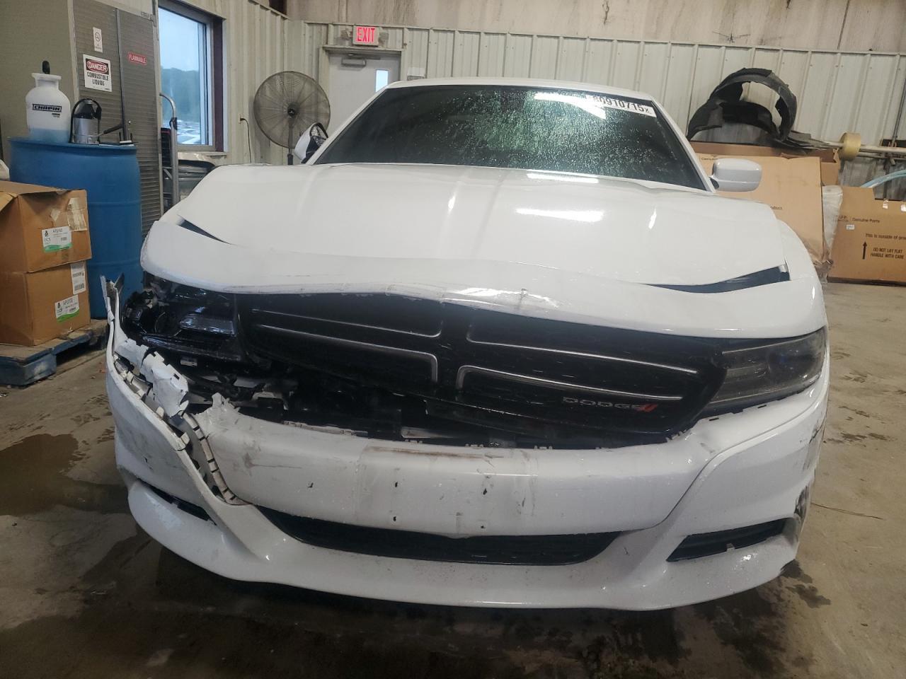 2016 Dodge Charger Se - Image 5