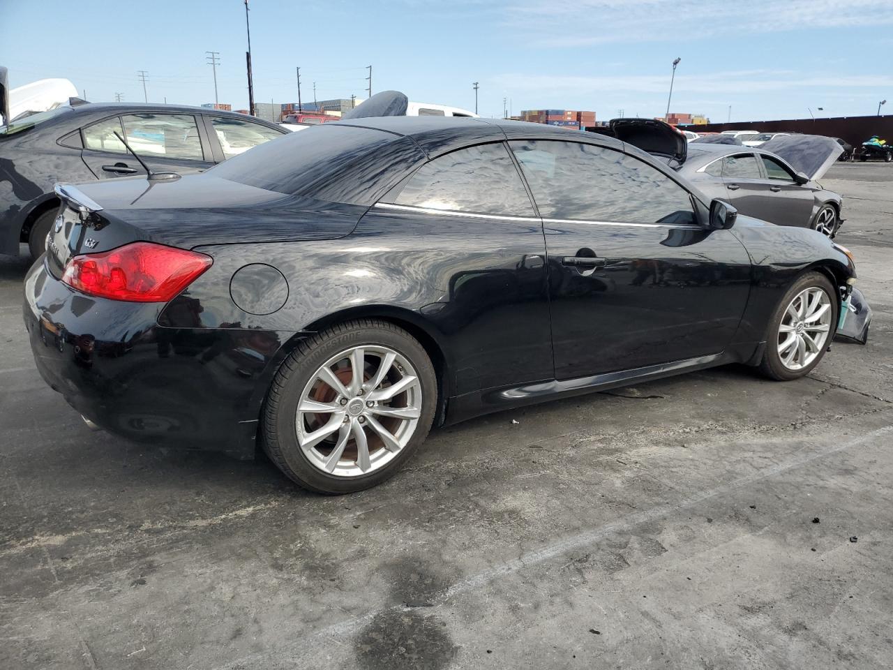 2013 Infinity G37 Sport - Фото 3
