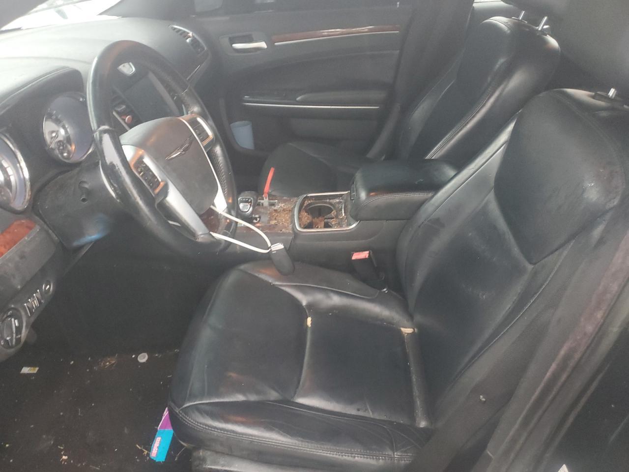 2013 Chrysler 300 - Фото 7