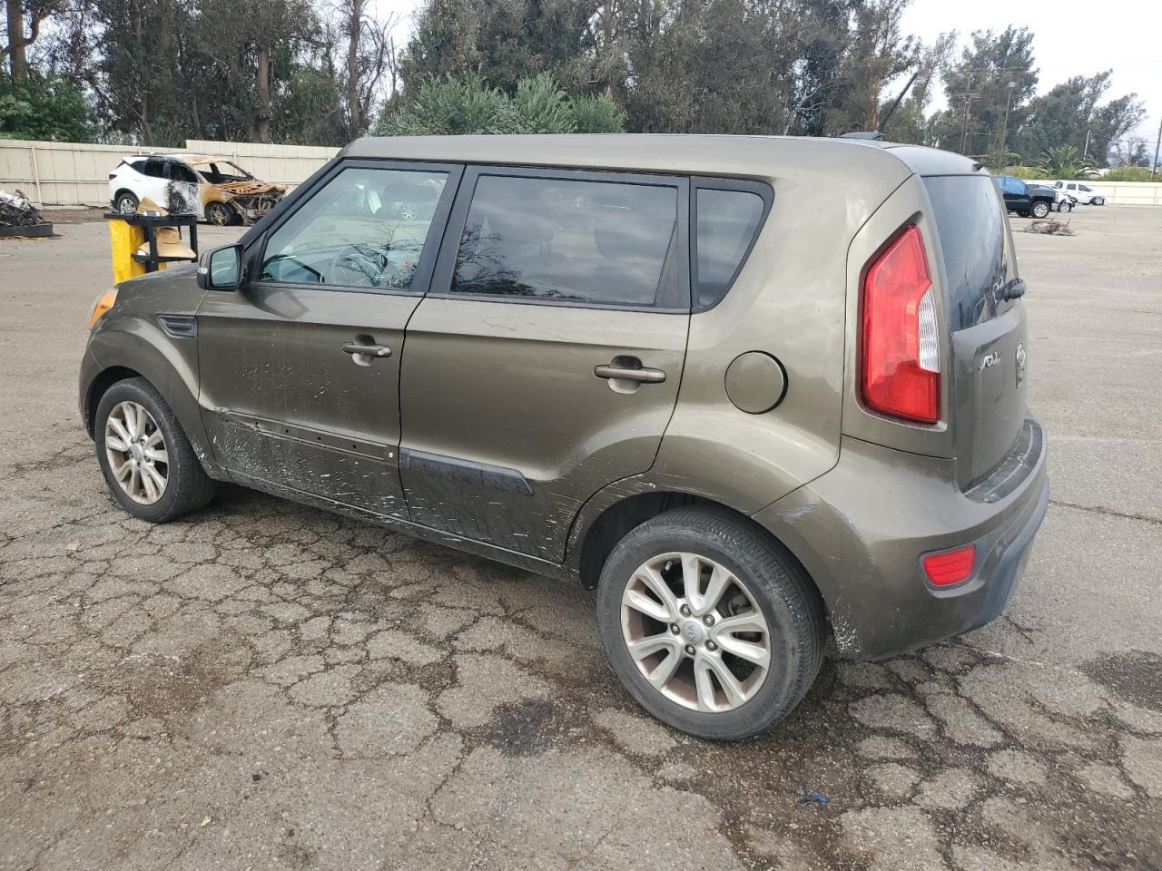 2012 Kia Soul + - Image 2