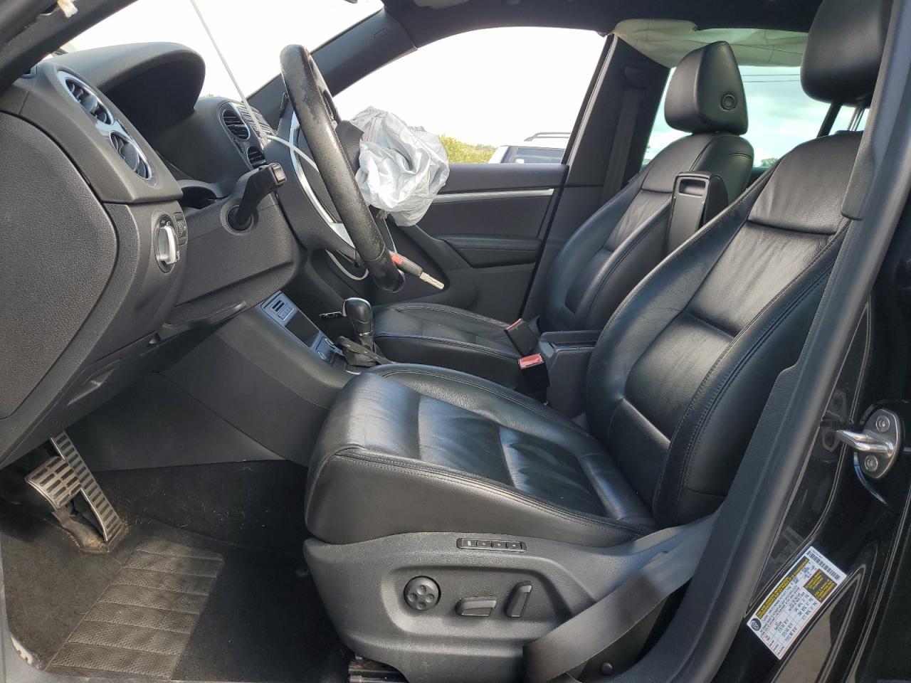 2014 Volkswagen Tiguan S - Image 7