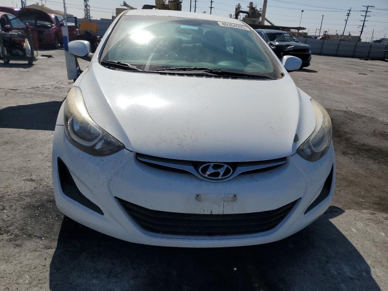 2015 Hyundai Elantra Se - Фото 5