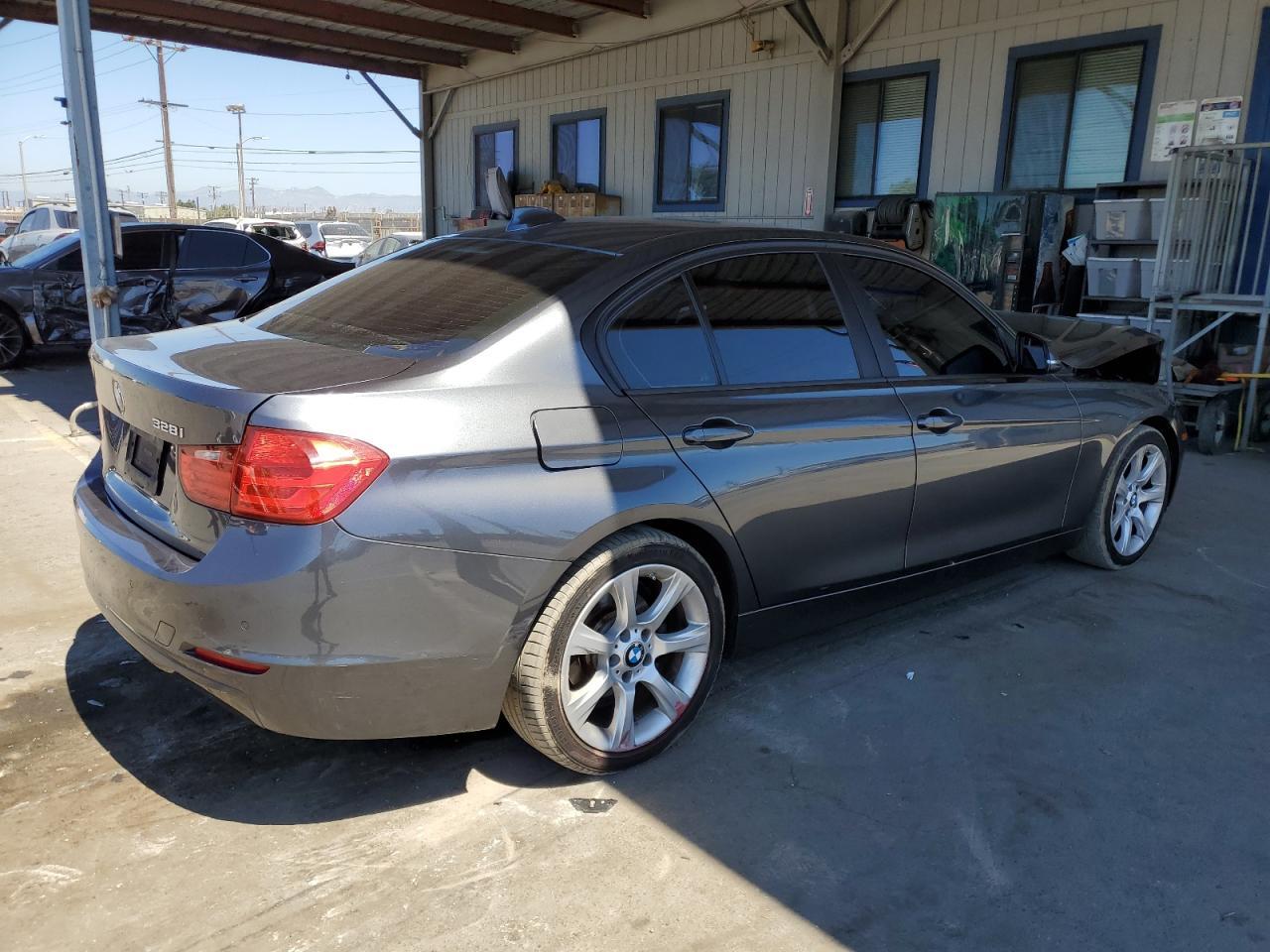 2015 BMW 328 I Sulev - Фото 3