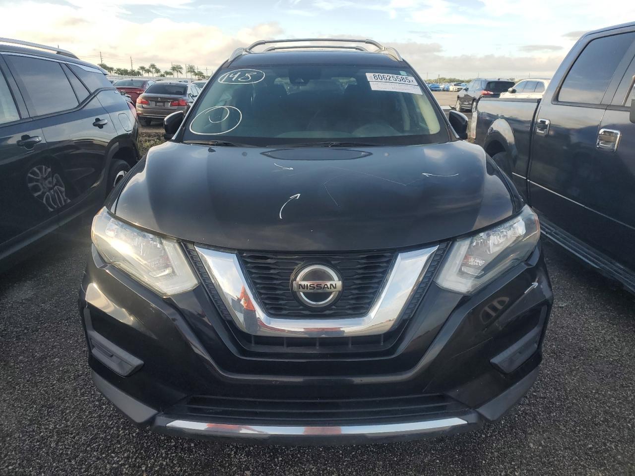 2019 Nissan Rogue S - Image 5