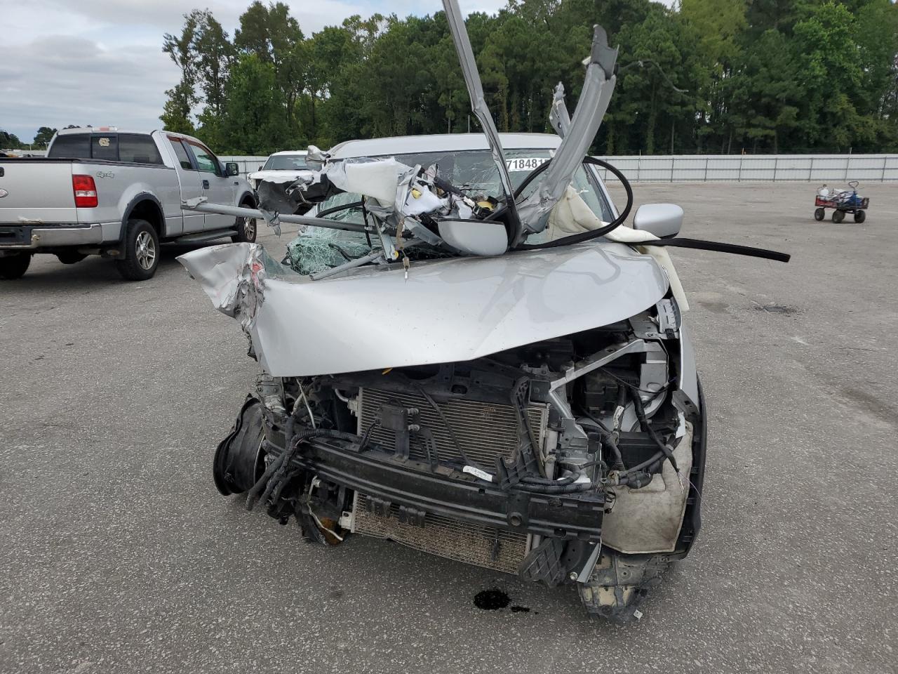 2020 Nissan Rogue Sport S - Фото 5