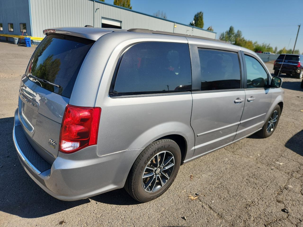 2016 Dodge Grand Caravan R/T - Фото 3