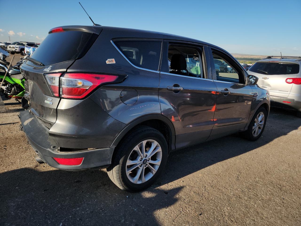 2017 Ford Escape Se - Фото 3