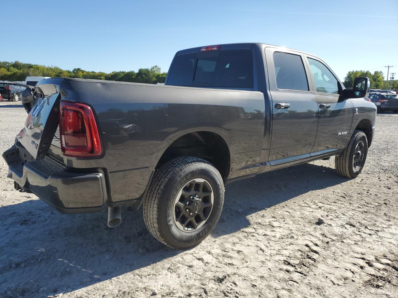 2025 Ram 2500 Laramie - Фото 3