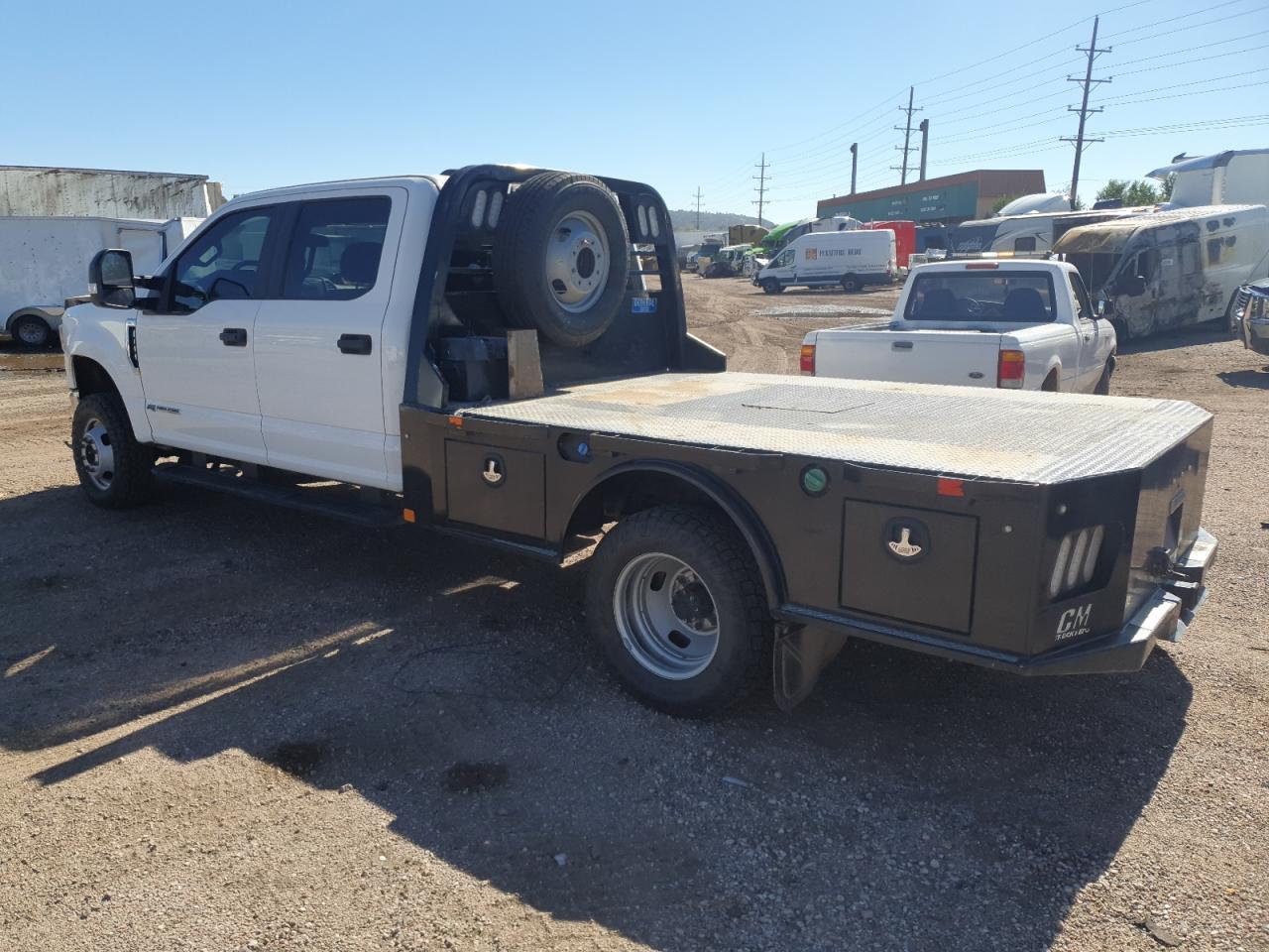 2022 Ford F350 Super Duty - Фото 2