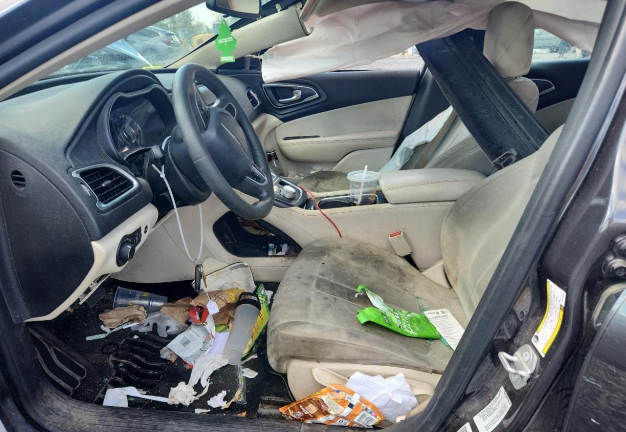 2016 Chrysler 200 Lx - Image 7