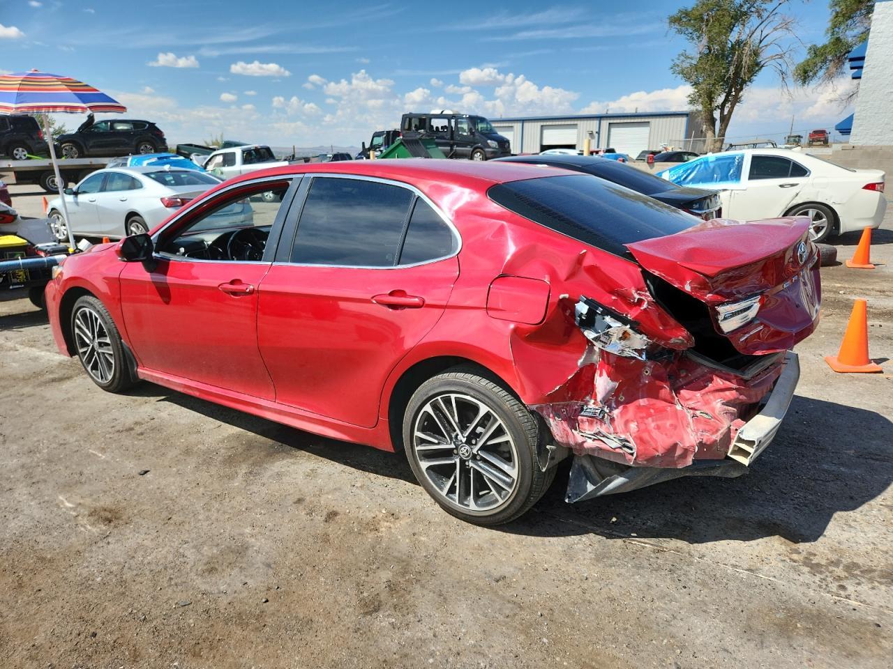 2020 Toyota Camry Se - Image 2
