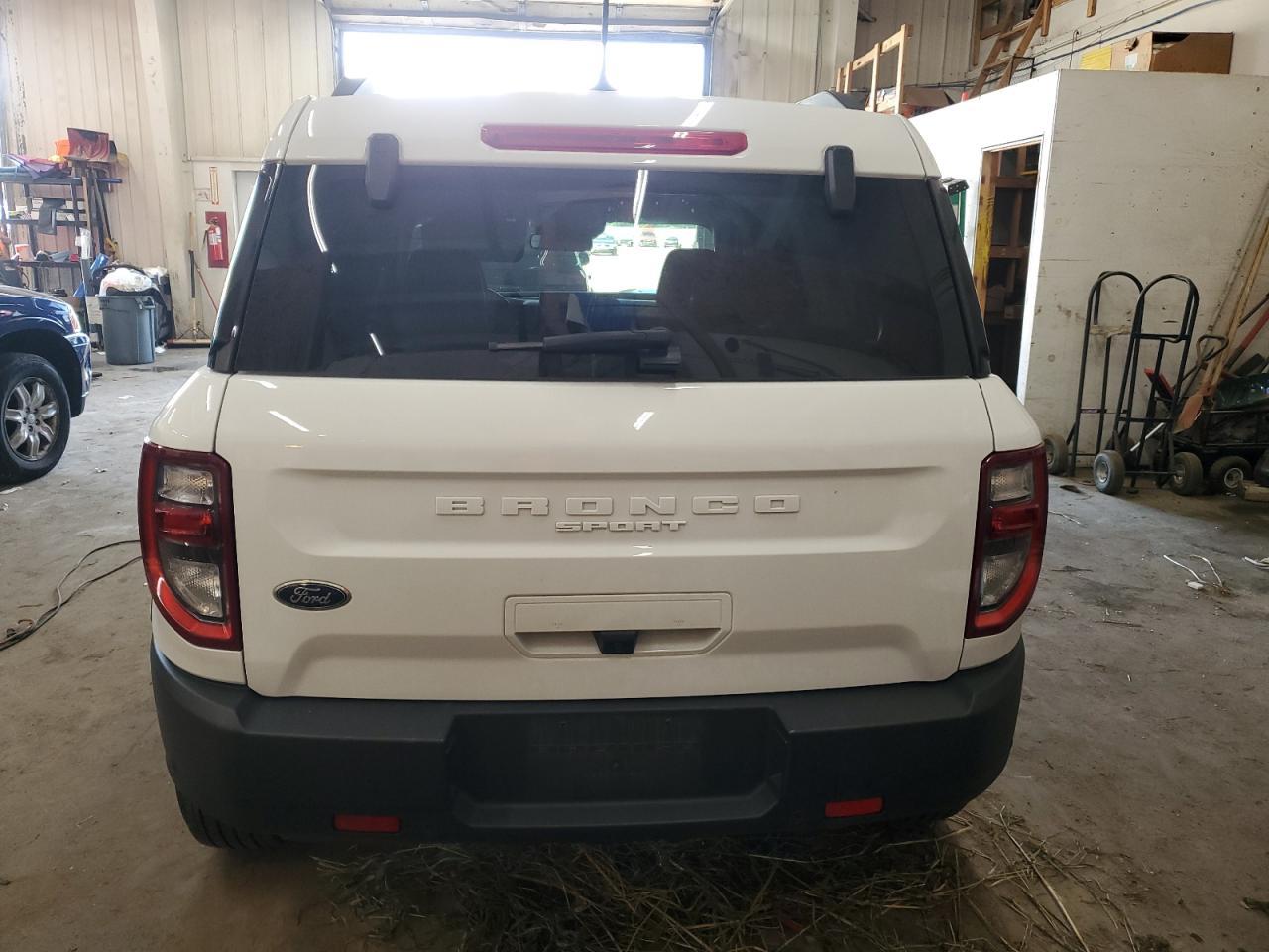 2023 Ford Bronco Sport Outer Banks - Image 6