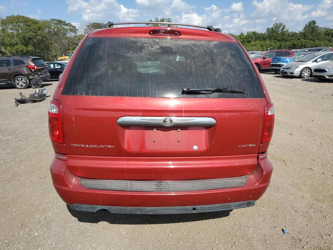 2005 Chrysler Town & Country Limited - Фото 6