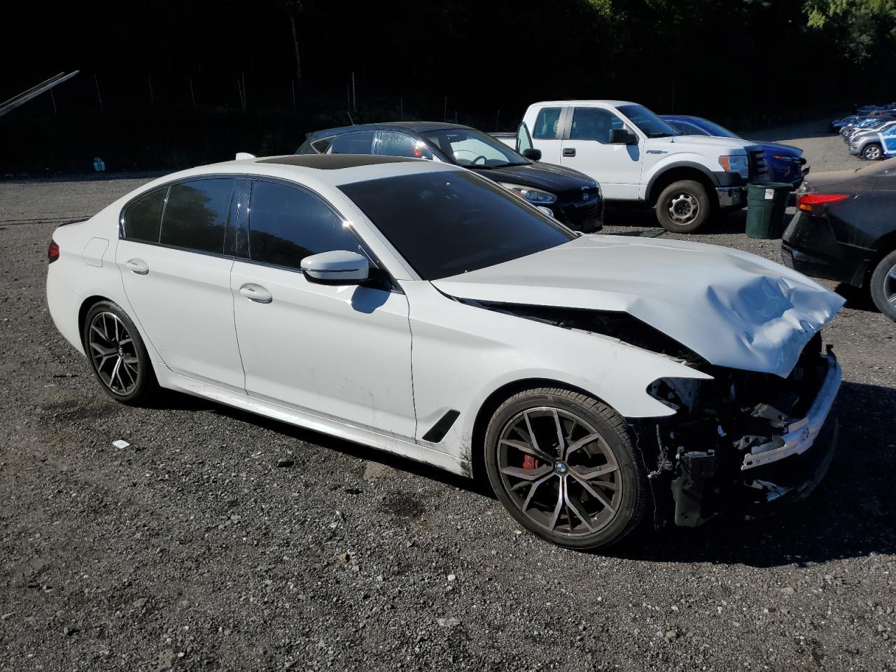 2023 BMW 530 Xi - Фото 4
