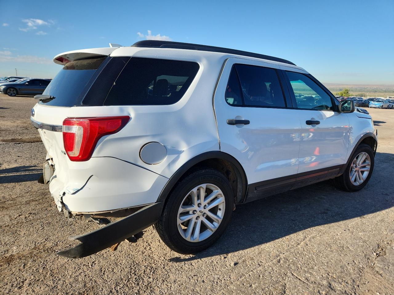 2016 Ford Explorer - Фото 3