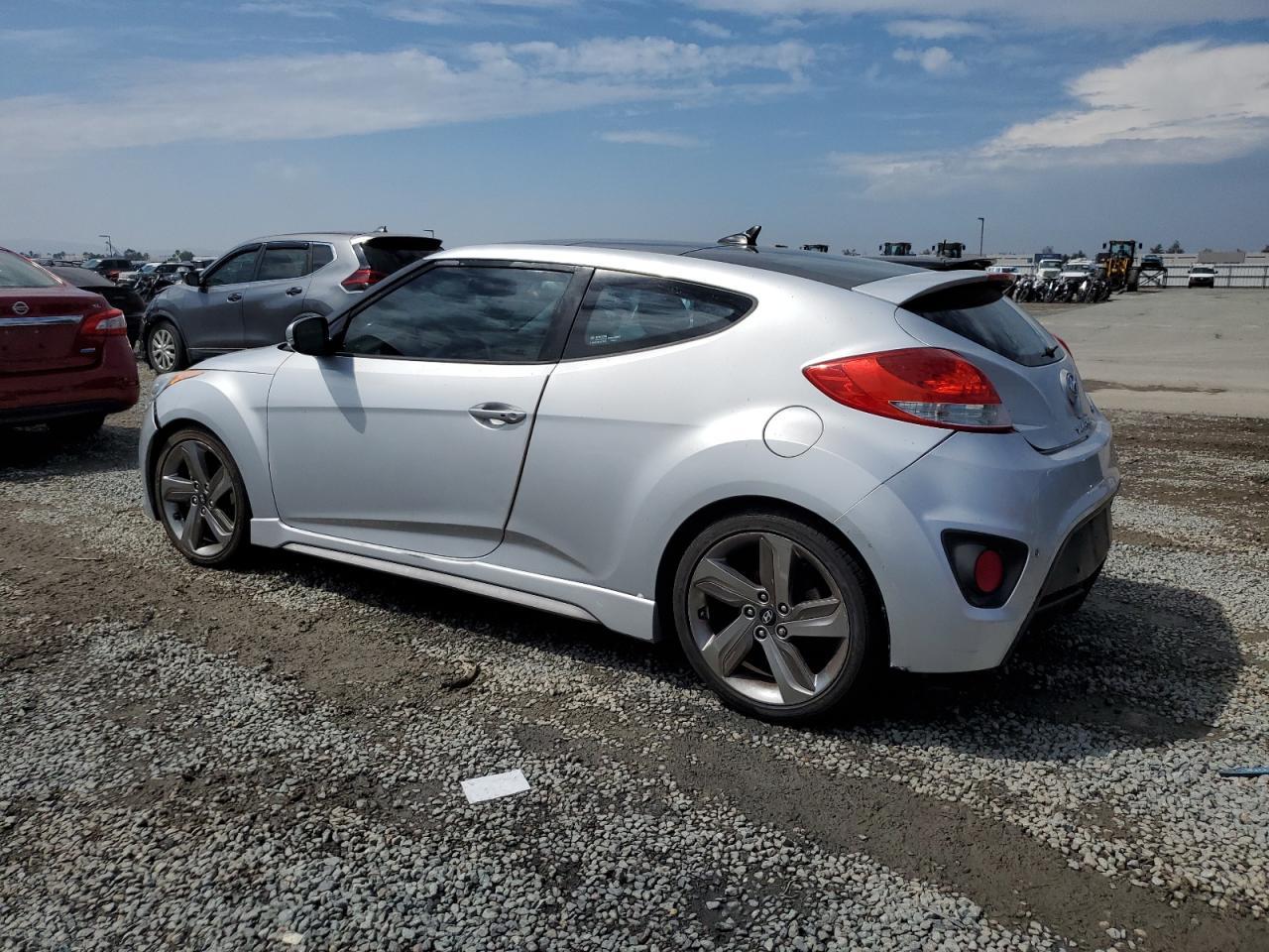 2013 Hyundai Veloster Turbo - Фото 2