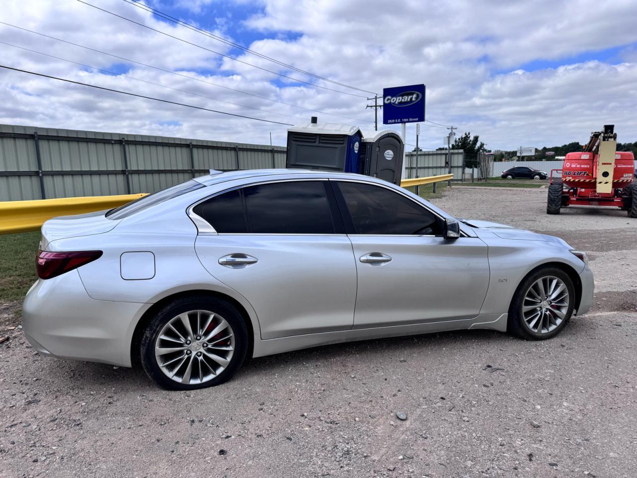 2018 Infiniti Q50 Luxe - Image 4