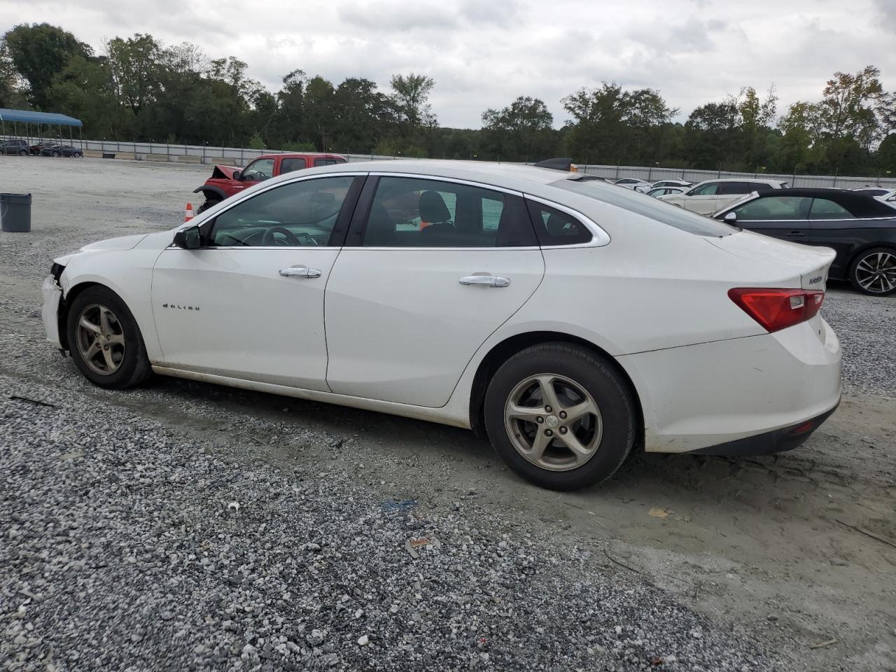 2016 Chevrolet Malibu Ls - Фото 2
