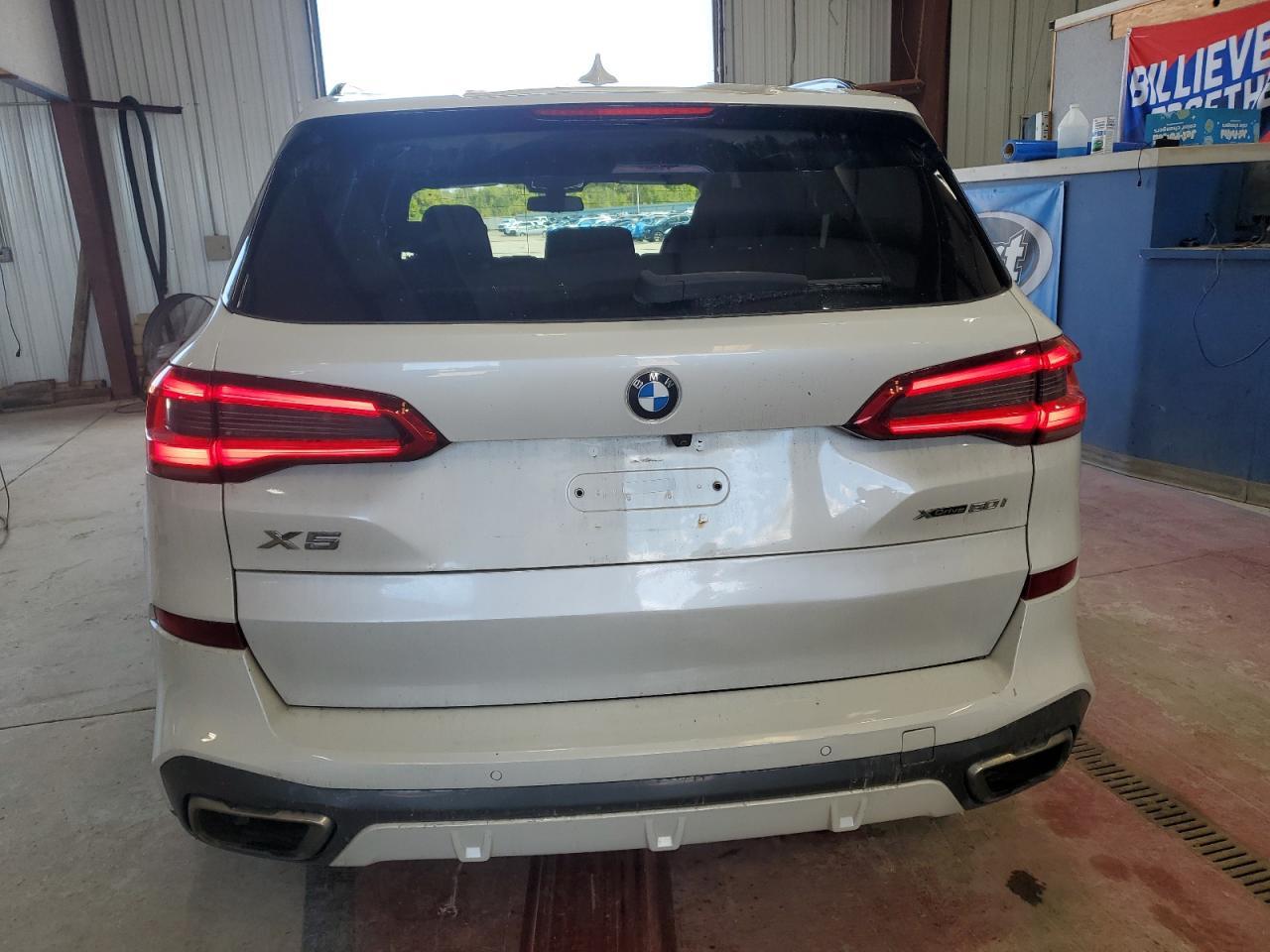 2019 BMW X5 xDrive50I - Image 6