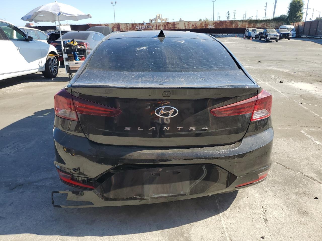 2020 Hyundai Elantra Sel - Фото 6
