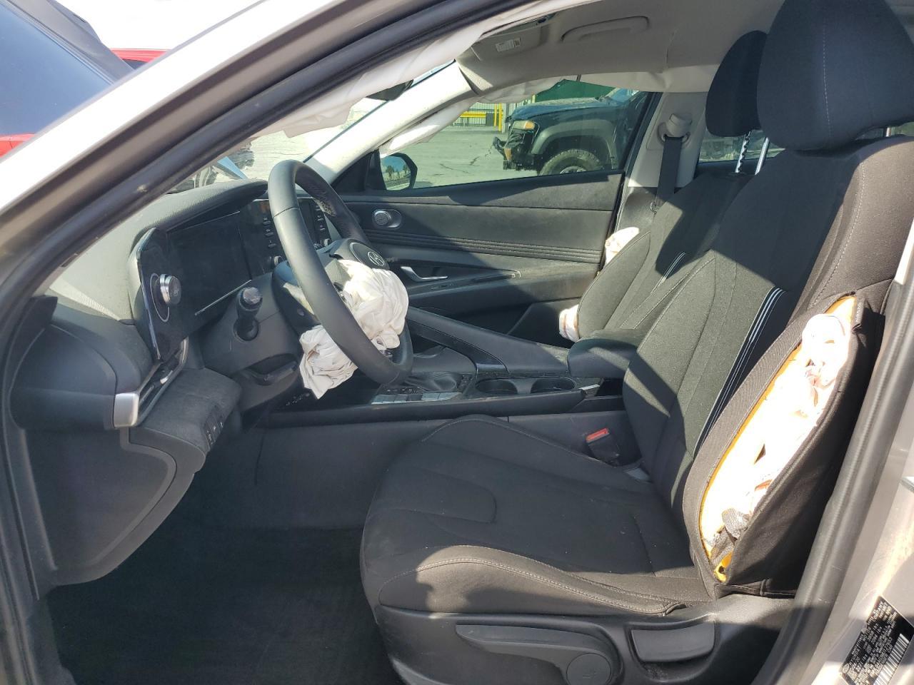 2021 Hyundai Elantra Sel - Фото 7