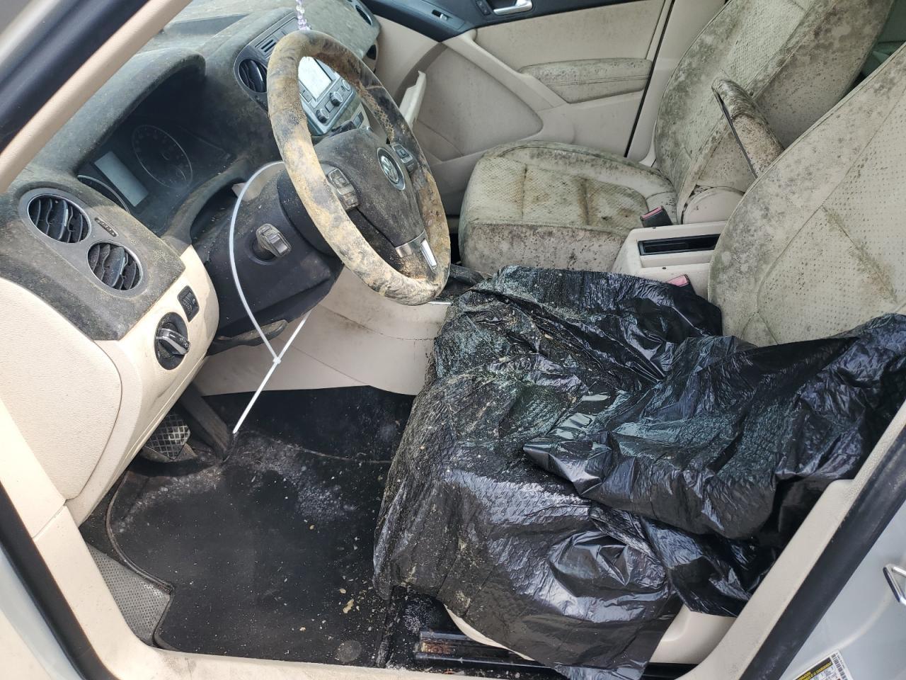 2013 Volkswagen Tiguan S - Фото 7