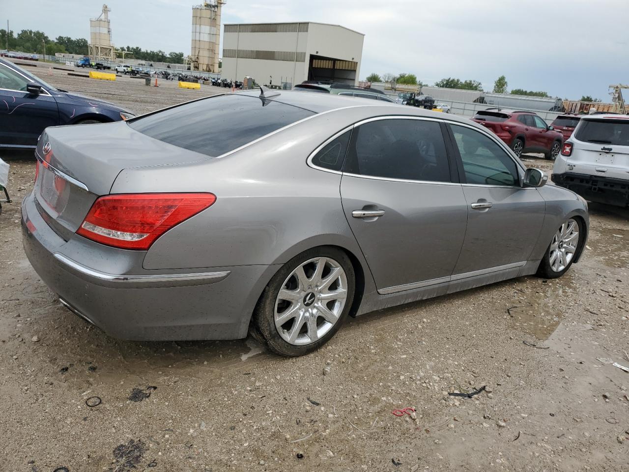 2012 Hyundai Equus Signature - Фото 3