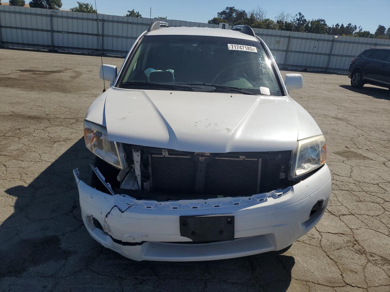 2011 Mitsubishi Endeavor Ls - Фото 5