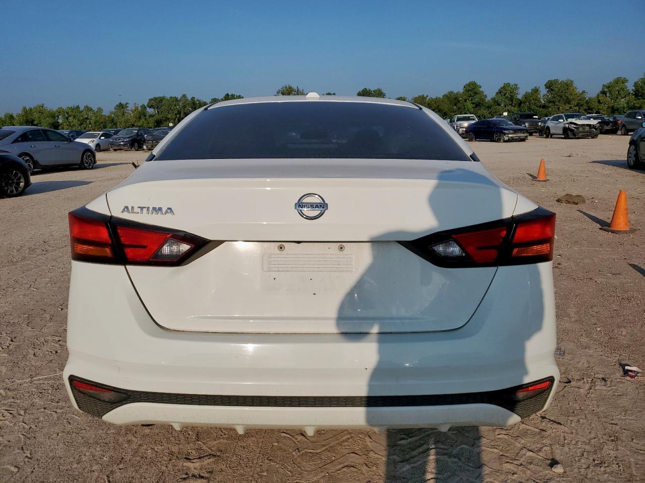 2019 Nissan Altima S - Image 6