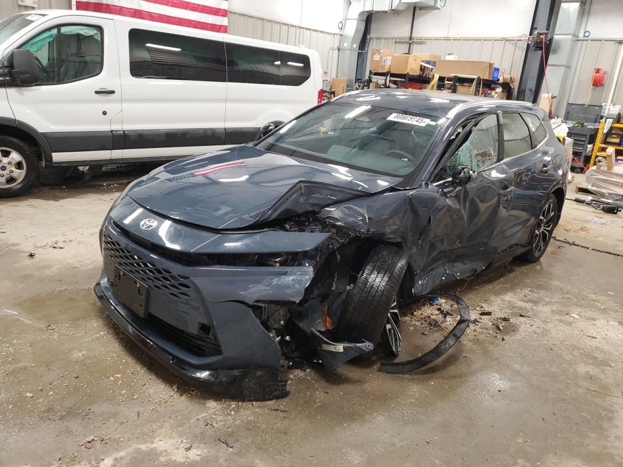 2025 Toyota Crown Signia Xle