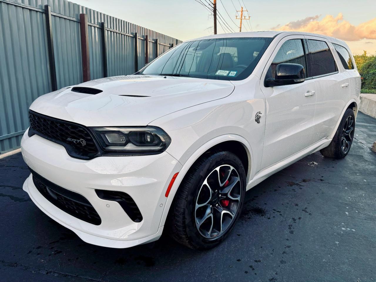 2023 Dodge Durango Srt Hellcat - Image 2