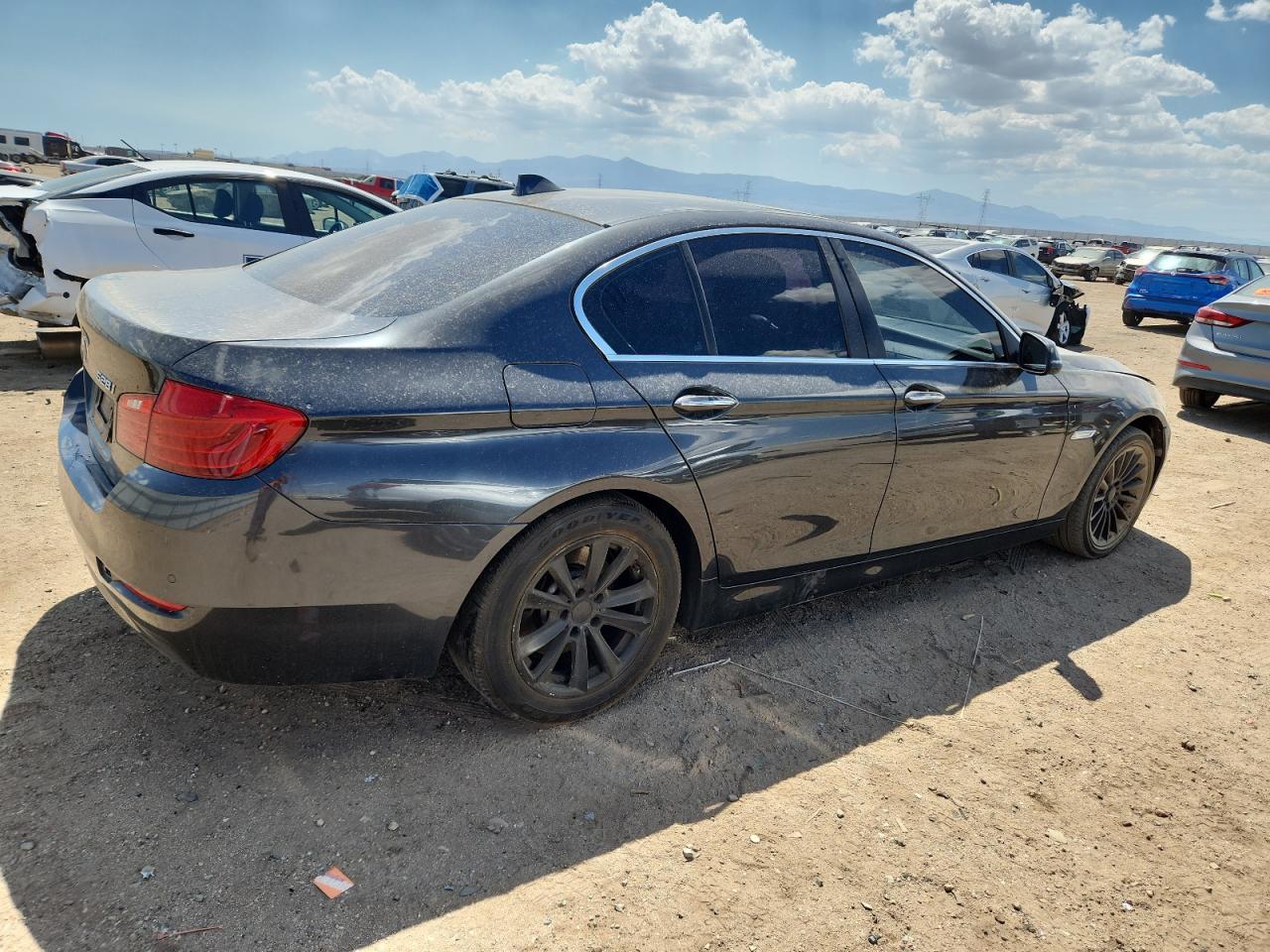 2016 BMW 528 I - Фото 3