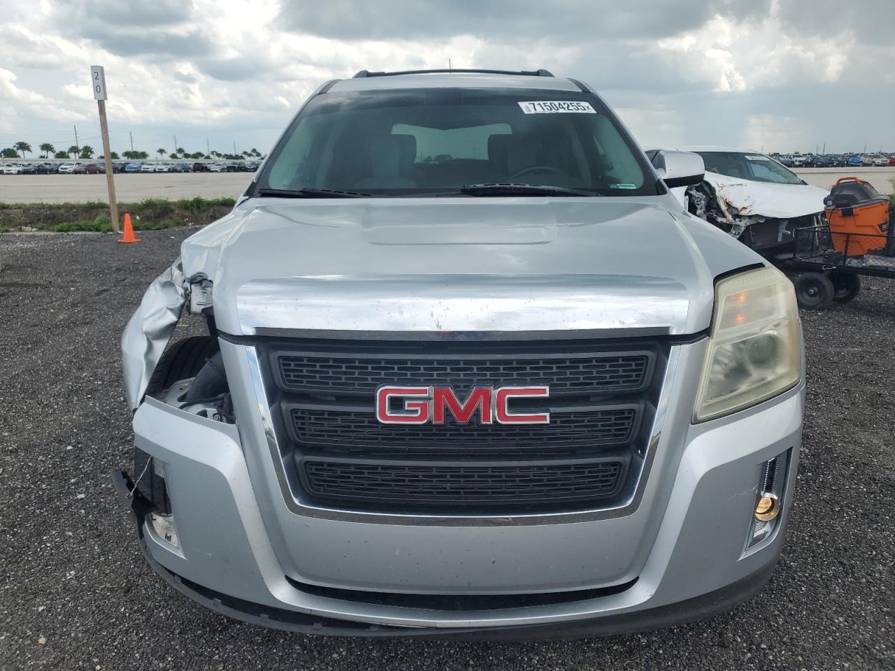 2010 GMC Terrain Slt - Image 5