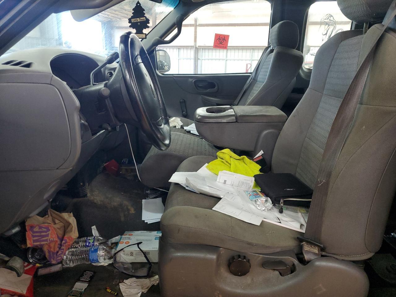 2001 Ford F150 - Image 7