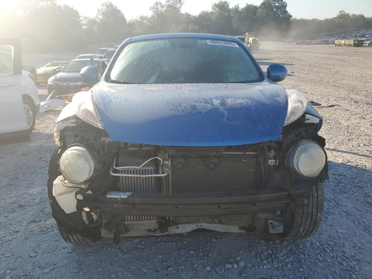 2012 Nissan Juke S - Фото 5