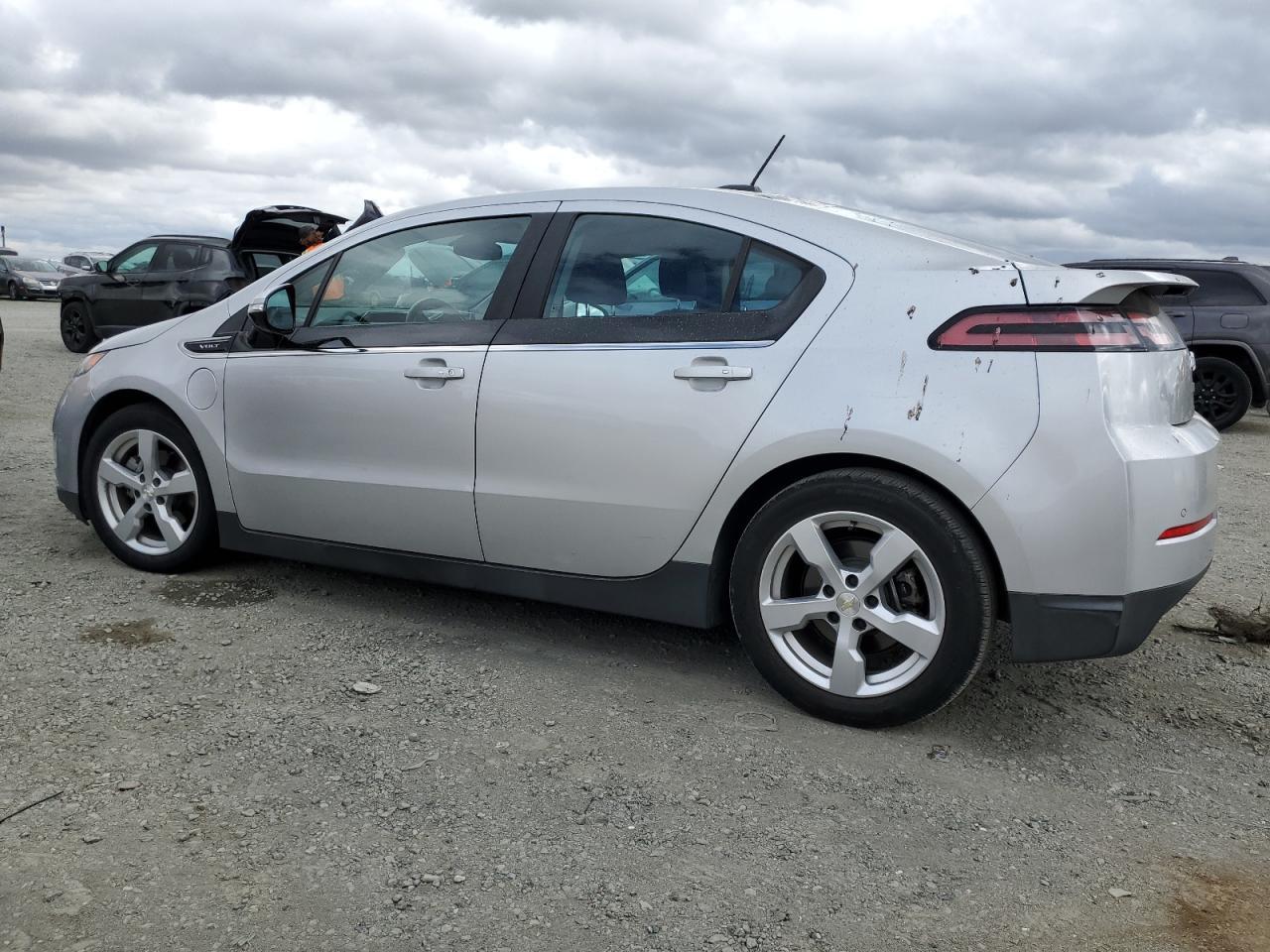 2015 Chevrolet Volt - Фото 2