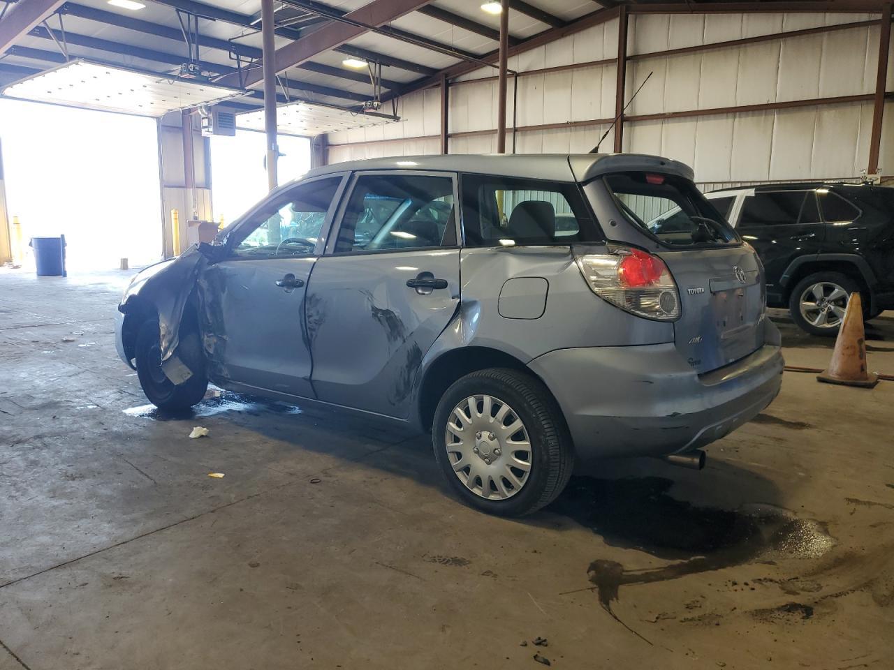 2006 Toyota Corolla Matrix Base - Фото 2