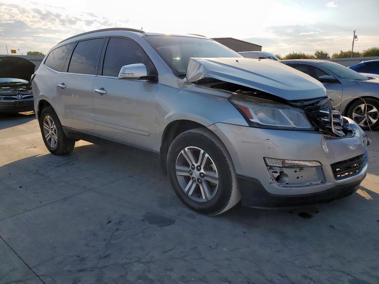 2017 Chevrolet Traverse Lt - Фото 4