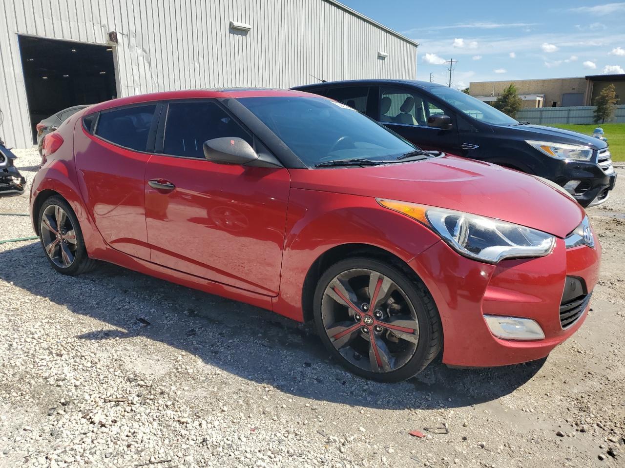 2016 Hyundai Veloster - Фото 4