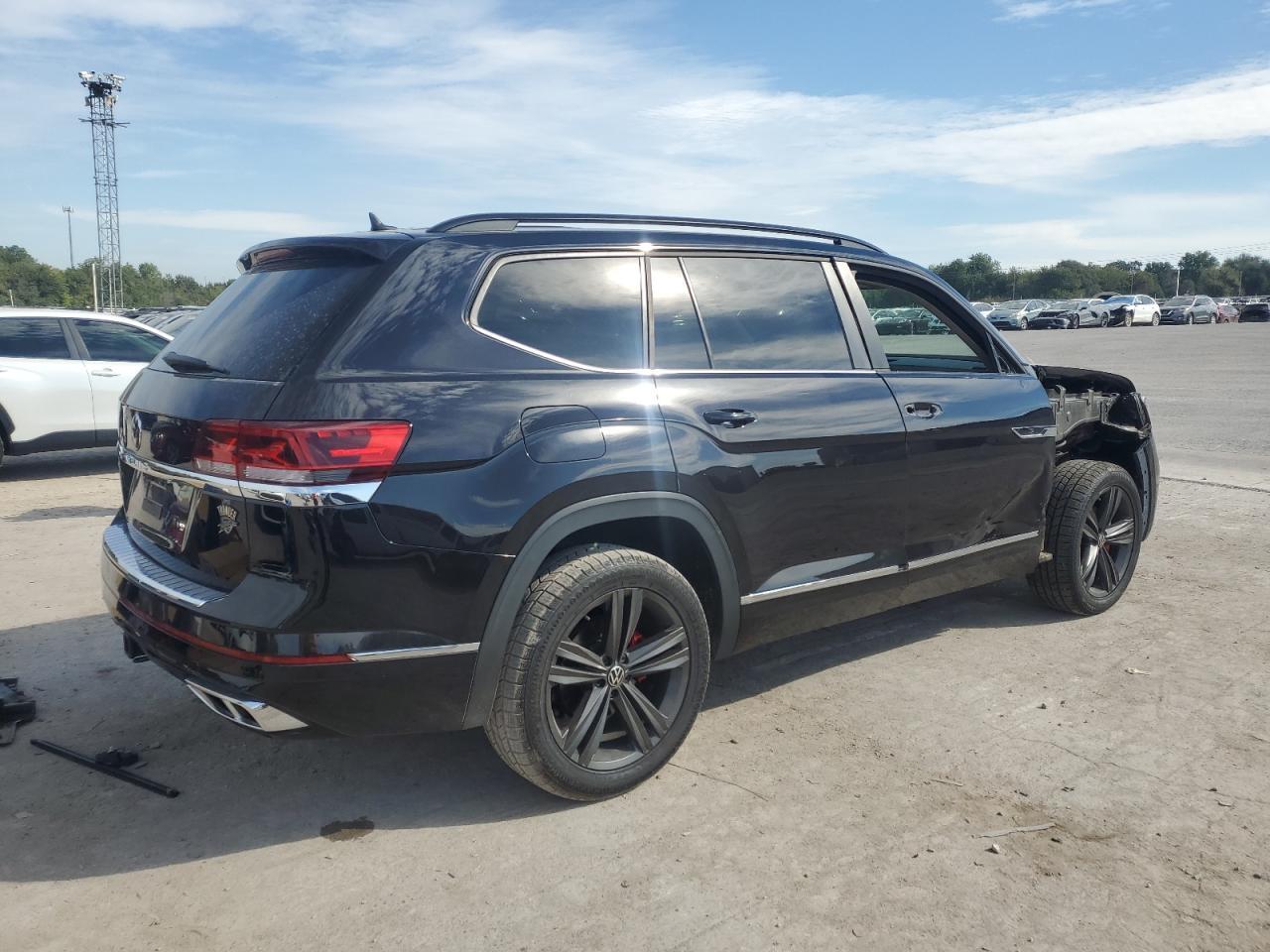 2021 Volkswagen Atlas Se - Фото 3