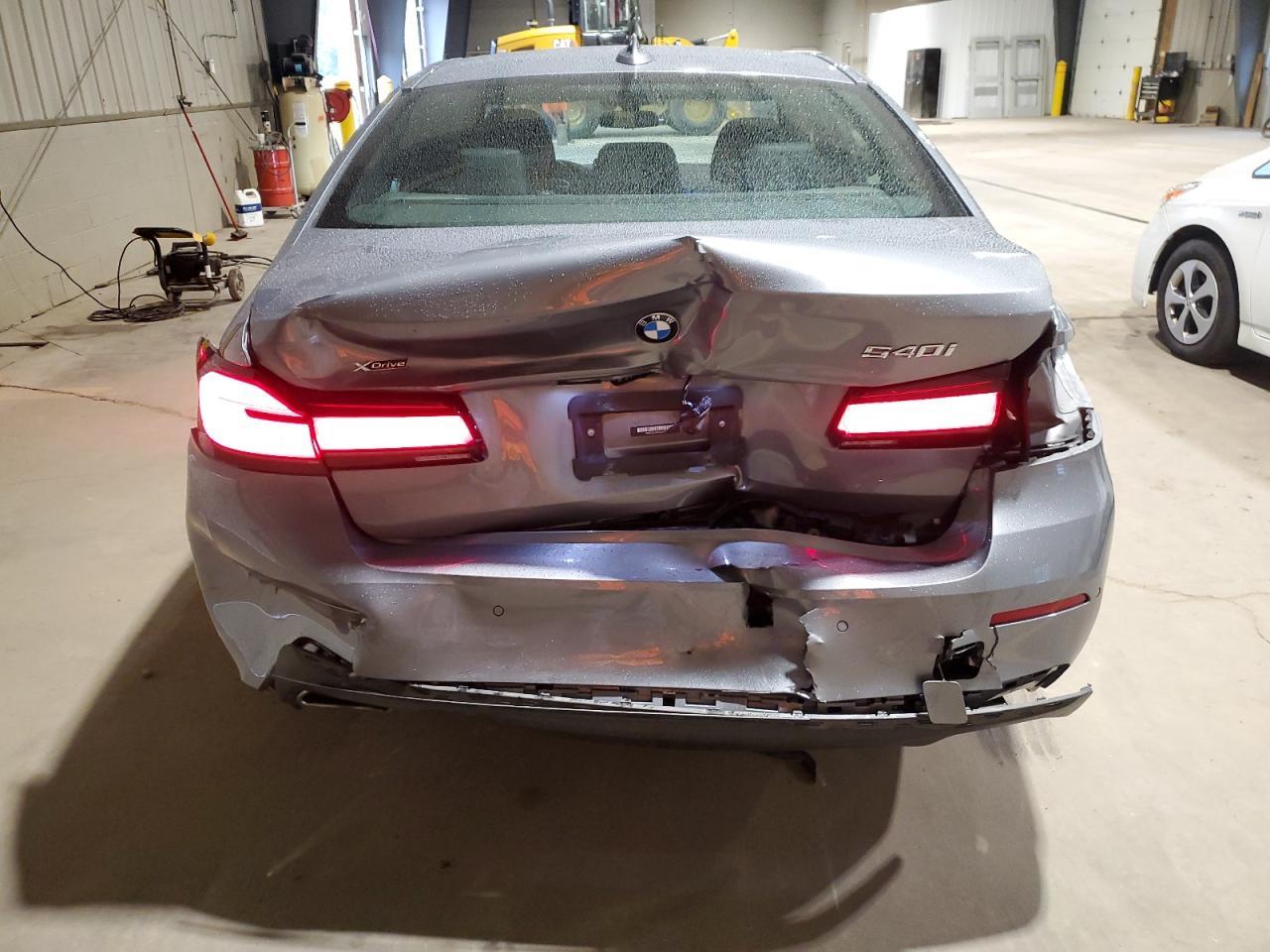 2023 BMW 540 Xi - Image 6