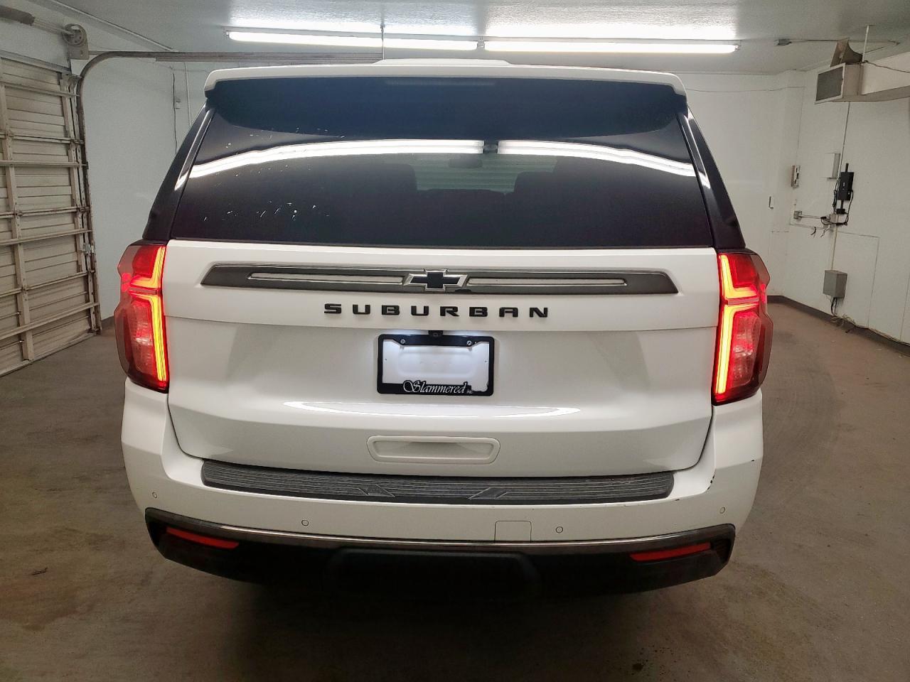 2022 Chevrolet Suburban K1500 Z71 - Image 6