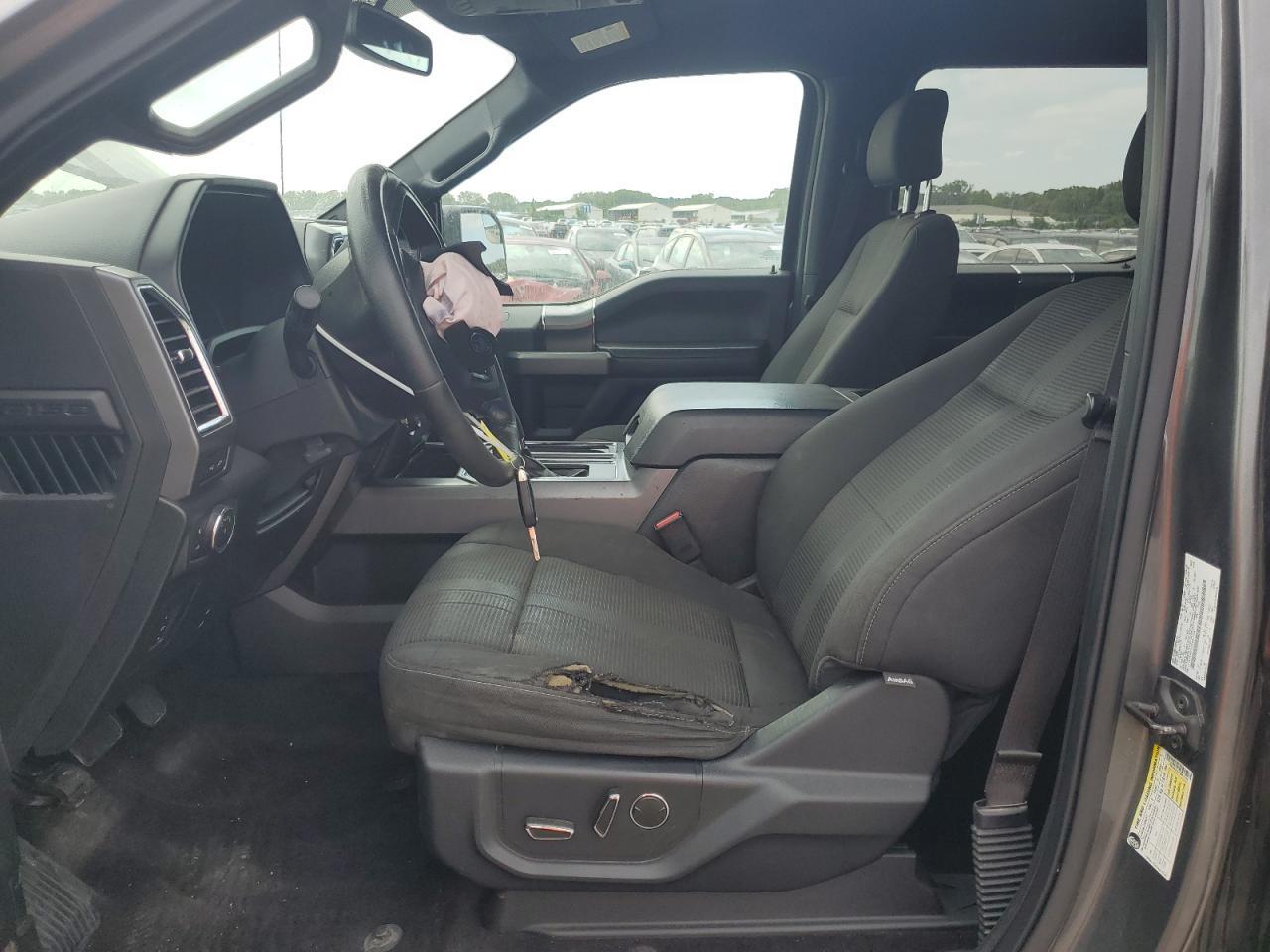 2015 Ford F150 Supercrew - Фото 7