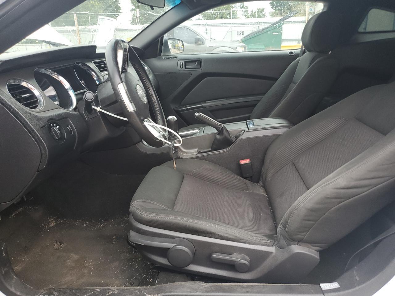 2014 Ford Mustang - Image 7