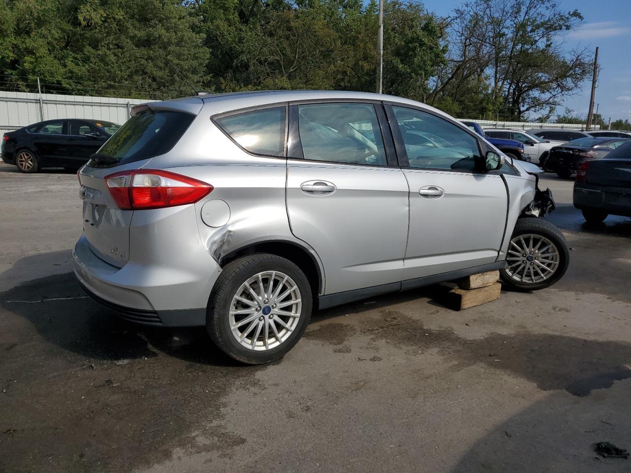 2013 Ford C-Max Se - Image 3